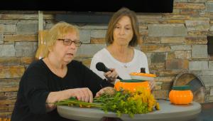 Rosanne Holmes, Vistancia Realtor, REMAX Interviews Master Designer At Bouquets & Bubbles Fall Class