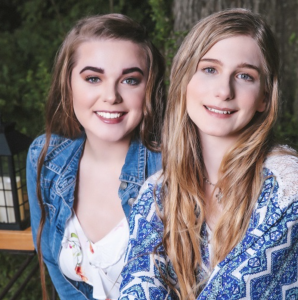SistersJ -The sisters duo Elisabeth and Lily Jackson