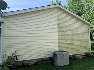 vinyl siding power washing