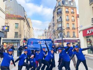 Volunteers from the Church of Scientology of Paris raise awareness of the Universal Declaration of Human Rights.