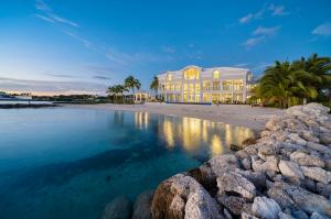 Only Bahamian Ocean Club Estate & Private Beach on Paradise Island to Auction via Sotheby’s Concierge Auctions