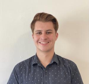 Jacob Nicotra is a full stack engineer who reaches out to help others wanting to break into tech