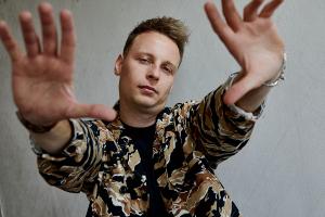 Jack Spring, director of new comedy heist film THREE DAY MILLIONAIRE