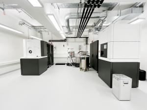 The laboratory is equipped with two electron-microscopes.