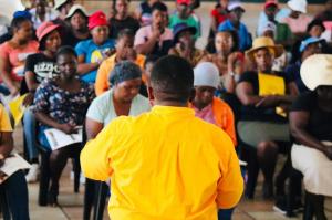 A Scientology Volunteer Minister delivering skills training to the community of Diepsloot.