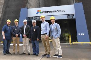 Pow.re management visiting the Itaipu damn in Paraguay
