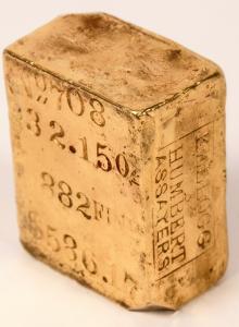 This 32.15-ounce Kellogg & Humbert assayer’s California Gold Rush ingot recovered from the 1857 sinking of the S.S. Central America sold for $138,000 in the March 2023 auction by Holabird Western Americana Collections. (Photo credit: Holabird Western Amer