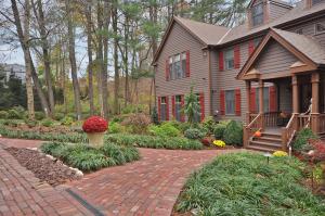 landscaping company near me, pavers, walkways, driveway, planting