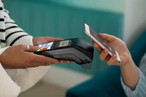 Smart Cash Registers Market