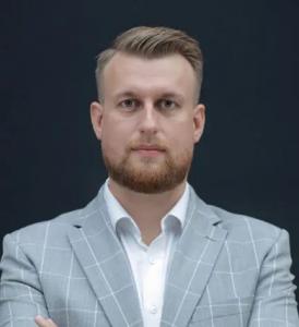 Bas Kooijman, CEO and Asset Manager of DHF Capital S.A, co founded DHF in 2020 with the goal of making wealth creation more accessible and affordable for everyone.