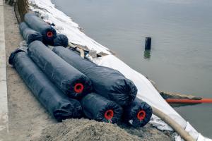 Geotextile Tubes Market by Type
