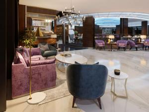  Luxury High End Furniture Market