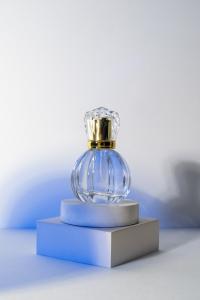 Cosmetic and Perfume Glass Packaging Market