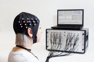 fNIRS Brain Imaging System Market-By PMI