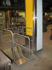 Superlift Stainless Steel Column LIfts for Pharmaceutical and Food Industries