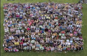 2022 Twins Days Festival Group Photo