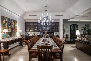 Dining Room and chandelier in Snaresbrook Manor
