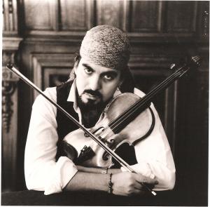 Leonardo Suarez-Paz performs his violin concerto, Nuevos Aires with the Greenwich Symphony Orchestra
