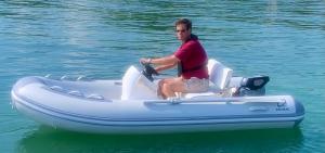 Photos of Zodiac Cadet RIB 33o Aluminum Dual Lay Deluxe with Console Kit Powered by Torqeedo Cruise 6.0