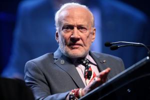NATIONAL SPACE SOCIETY APPLAUDS BUZZ ALDRIN’S HONORARY PROMOTION TO BRIGADIER GENERAL