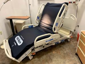 A photo of a used refurbished Hill Rom Versacare bed