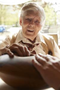 A Crdl moment starts when two users place a hand on the instrument. Crdl recognizes different touches and translates them into different sounds. Crdl’s sound-stories are immersive-worlds, carefully crafted to evoke meaningful memories and emotions.