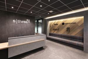 Image of the reception of SThree's offices in Tokyo, Japan