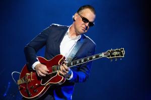 Superstar Joe Bonamassa Touts His Blues Roots With Crowd Pleasing Latest Single “I Want To Shout About It”