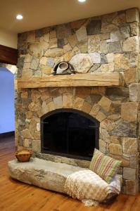 Fireplace with Boston Blend® Stone Veneer