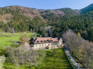 Alpine Luxury & Recreation Await at This Austrian Sporting Estate, Heading to Auction via Sotheby’s Concierge Auctions