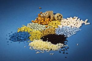 Global Refinery Catalyst Market