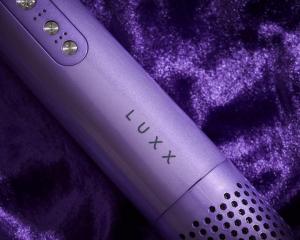 Get salon-worthy hair at home with the innovative Air Styler Luxx Air Pro 2 Amethyst