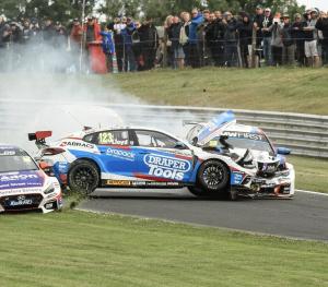 Dan Lloyd Crash Oulton Park