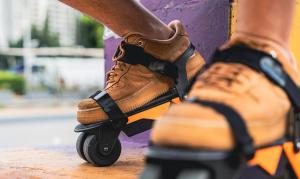 Rollwlak eRW3 electric roller skates skateboard park shooting