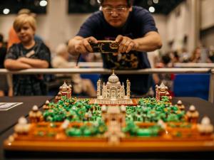 BrickUniverse Knoxville