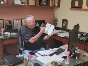 VP Richard Auld displays GAF Certification