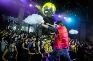  Retro flashback band The Flux Capacitors rocked Comic Con nightlife at last year’s XLE Ready Party One event. The musical lineups always include live music, including special guests, as well as DJs who specialize in mixing music from pop culture. Photo Jim Donnelly 