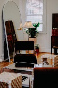 Oscar Hunt Prahran - Tailored Suit
