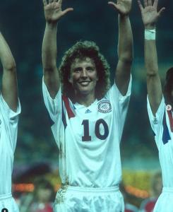 Michelle Akers Flame Bearers