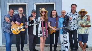 Black Diamond Sessions Band Featuring Jess Bess