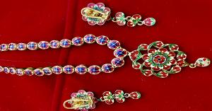 Shopkhoj Showcases Traditional& Fascinating  Jaipur Jewellery -Polki, Kundan & Meenakari