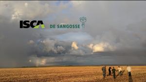 ISCA DESANGOSSE In the field with Logo