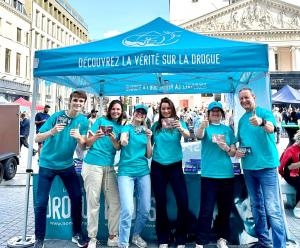 Volunteers of the Say No to Drugs Association of Brussels bring the truth about crack and other harmful substances to the Percusounds Festival August 25-27 at Place de la Monnaie in the heart of Brussels.