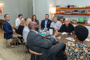 Dr. Baron Davis makes a point as other members of the SAM Labs Advisory Board look on.