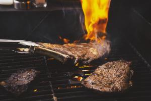 #1 Top Reviewed Wagyu Steaks