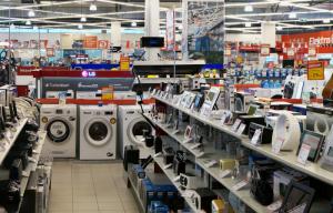 Consumer Electronics Stores Market