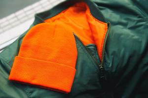 Engineered by 3M, Thinsulate™ technology features extremely fine microfibers to help block body radiant heat loss. The high warmth-to-thickness ratio of the Thinsulate™ Cuffed Beanie keeps you cozy without compromising on style.