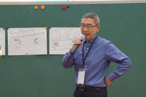 Mikio Igarashi explaining his characters like Bonobono at the 2023 BOOKIZCON on October 6th | Photo by AVING News
