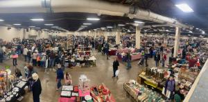 Super Gigantic Garage Sale Shoppers