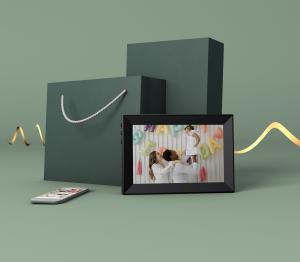 OwOzer releases a smart gift frame to share photos anytime, anywhere